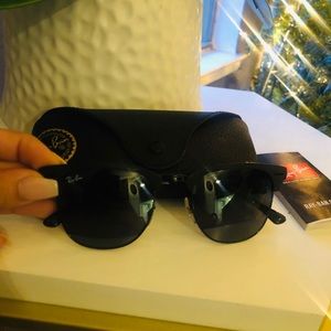 SOLD‼️ Ray-Ban Sunglasses